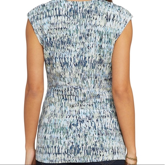 Nic and Zoe Short Sleeve Printed Top - Picture 6 of 7